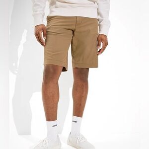 American Eagle Outfitters | Men’s khaki shorts 12” size 31